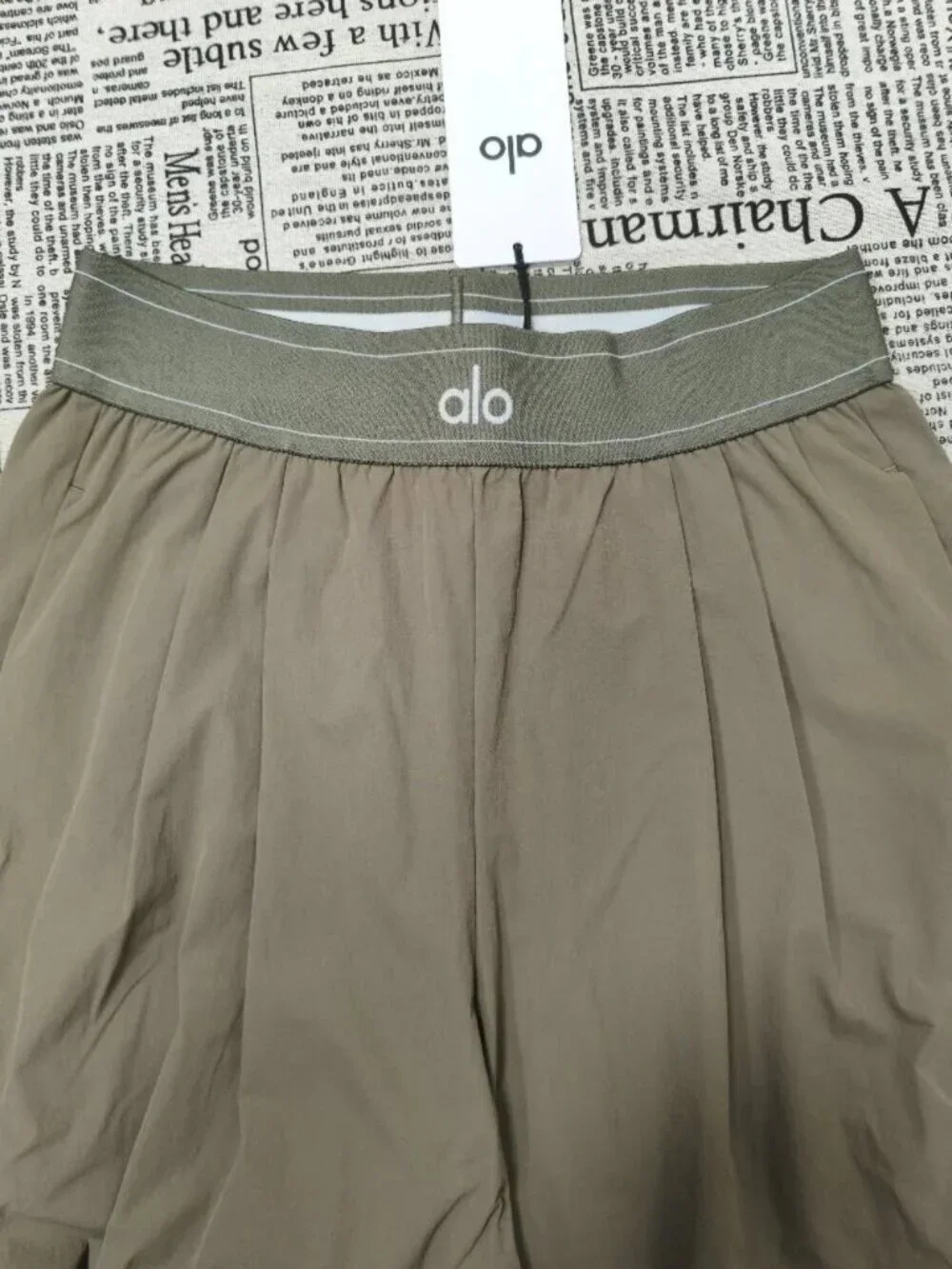 ALO Yoga effortlessly create